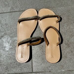 EUC Mystique Akron Sandals size 9